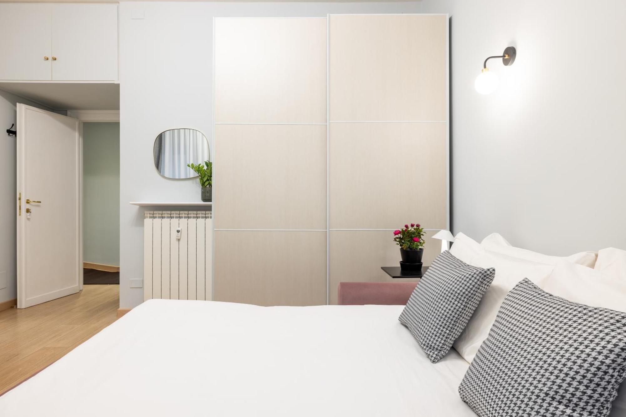 Domus Bella Roma Hotel ภายนอก รูปภาพ